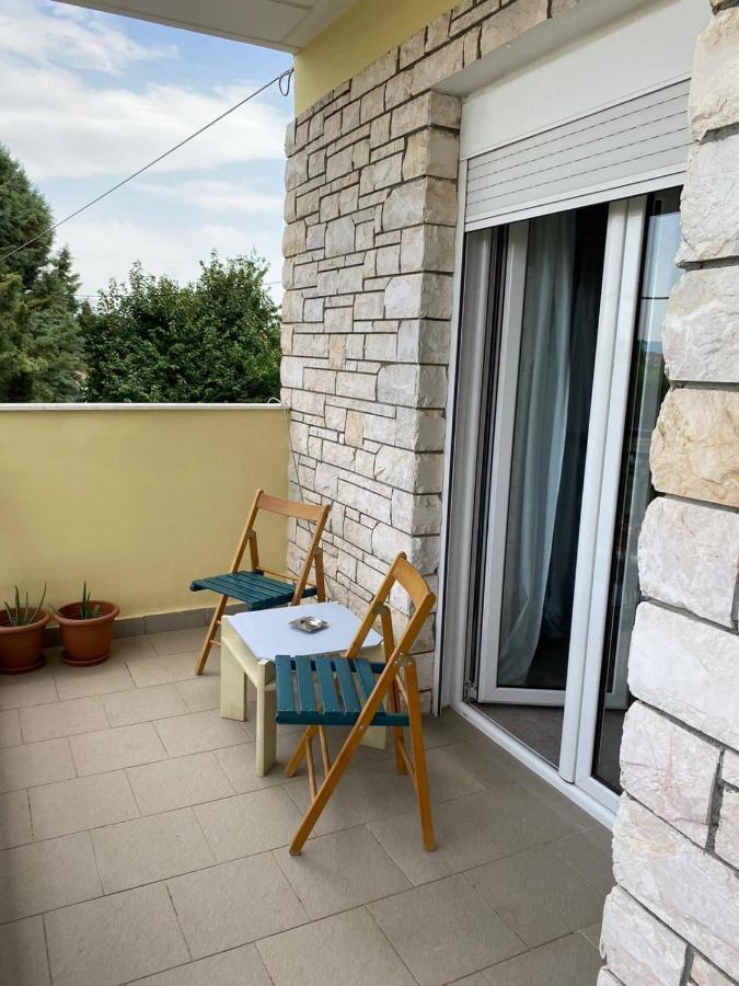 Polys Apartment And Paraskevi Studio With View Птолемаїда Екстер'єр фото