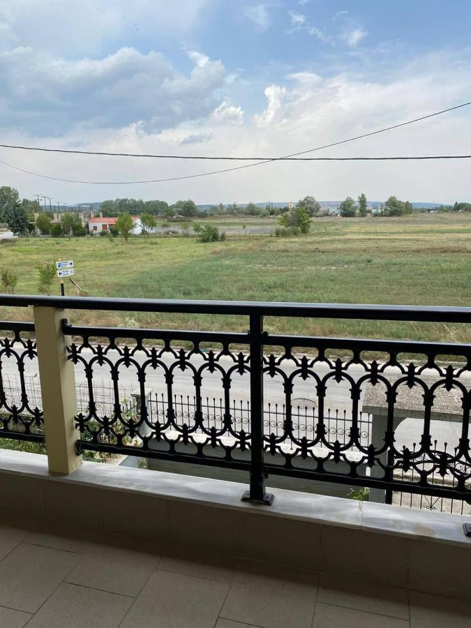 Polys Apartment And Paraskevi Studio With View Птолемаїда Екстер'єр фото